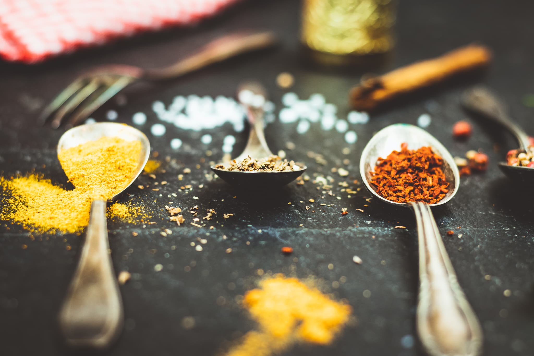 Gewürze hintergrundwissen gesund kochen würzen